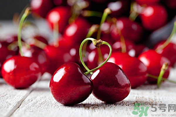痛風(fēng)能吃櫻桃嗎？痛風(fēng)吃櫻桃可不可以？