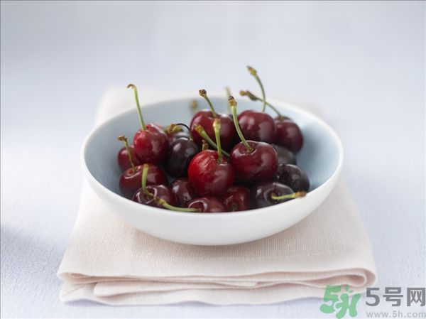 來(lái)月經(jīng)能吃櫻桃嗎？經(jīng)期吃櫻桃好嗎？