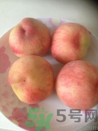 寶寶可以吃桃子嗎？寶寶吃桃子好不好？