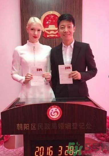 撒貝寧李白在哪里結(jié)婚？李白是誰(shuí)？