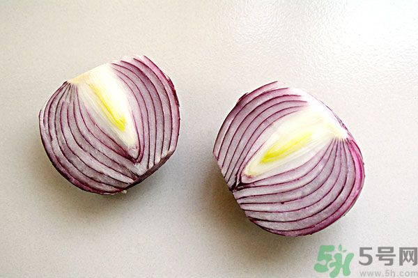 吃洋蔥上火嗎？吃洋蔥會(huì)上火嗎？