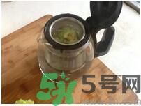 苦瓜泡水喝有什么好處？苦瓜泡水喝好嗎？