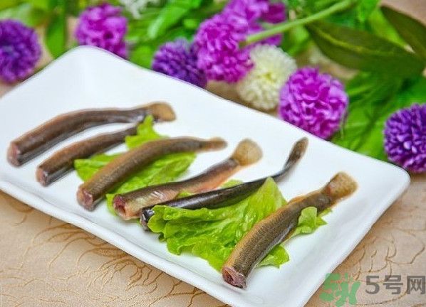 石斛和泥鰍能同吃嗎？石斛和泥鰍能一起吃嗎？