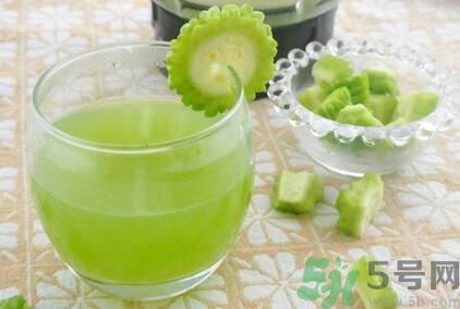 檸檬和苦瓜一起泡水喝臉癢是怎么回事？檸檬和苦瓜一起喝泡水喝臉癢怎么辦？