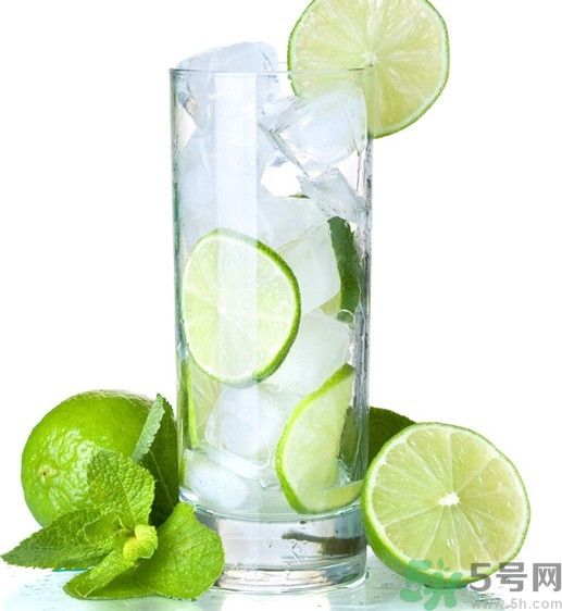 檸檬和苦瓜一起泡水喝臉癢是怎么回事？檸檬和苦瓜一起喝泡水喝臉癢怎么辦？