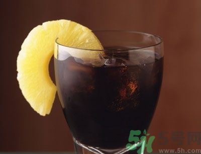 喝可樂(lè)會(huì)長(zhǎng)胖嗎？喝可樂(lè)的熱量是多少？