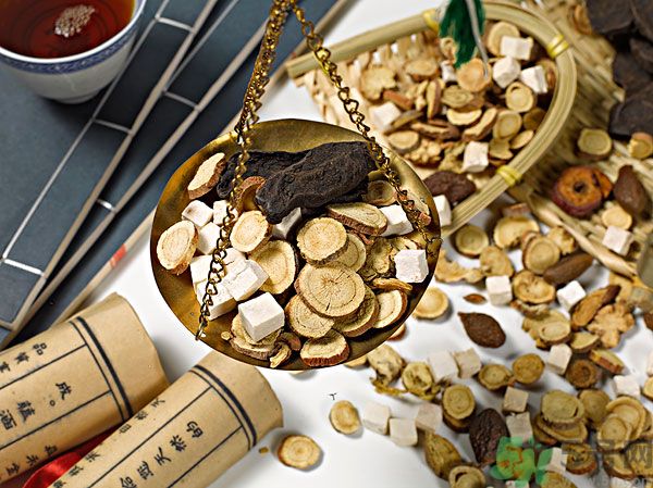 茯苓和苦丁茶能一起泡嗎？茯苓可以和苦丁茶一起喝嗎？