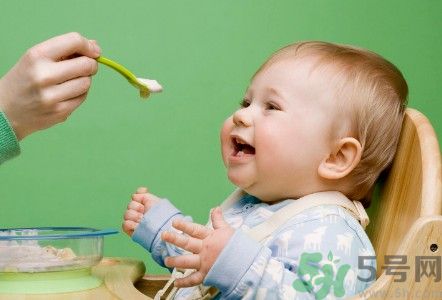 寶寶可以吃茭白嗎？寶寶多大可以吃茭白？