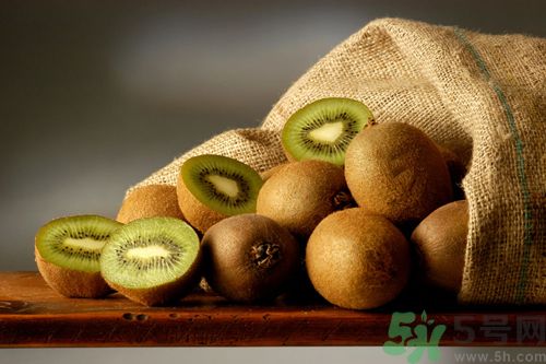 獼猴桃的功效是什么？獼猴桃有什么功效？