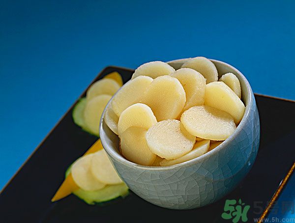 榴蓮和荸薺能一起吃嗎？吃過(guò)榴蓮后可以吃荸薺嗎？