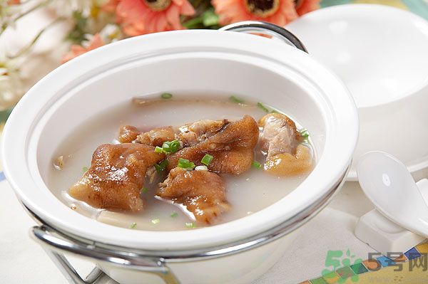 姬松茸燉豬蹄能放花生嗎？姬松茸燉豬蹄的做法？