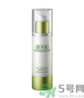 佰草集新七白日霜好用嗎? 佰草集新七白日霜好用嗎?