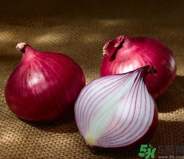 吃洋蔥會長痘嗎？長痘可以吃洋蔥嗎？