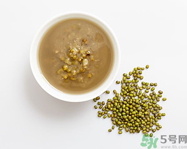 紅色的綠豆湯能喝嗎？綠豆湯變紅還能喝嗎？