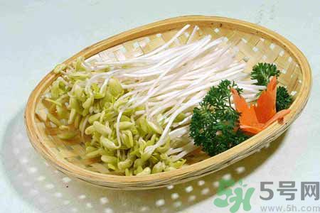 炒豆芽菜欠火候可以吃嗎？炒豆芽菜沒熟可以吃嗎？