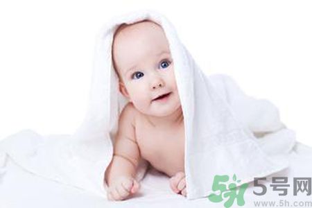 寶寶可以用清涼油嗎？寶寶多大了可以用清涼油？