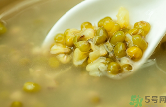 皮膚過敏能吃綠豆嗎？皮膚過敏能不能喝綠豆湯？