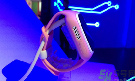 360巴迪龍兒童手表5和5s怎么樣？防水嗎？使用教程