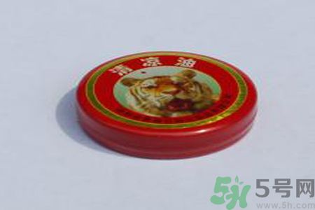 清涼油可以治感冒嗎？清涼油怎么治感冒？