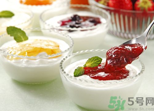 冰芬達(dá)喝酸奶一起喝嗎？冰芬達(dá)喝酸奶一起喝會怎么樣？