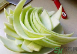 西瓜皮能敷臉嗎？怎么用西瓜皮敷臉？