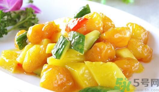 馬蹄能和菠蘿一起吃嗎？馬蹄和菠蘿一起吃好嗎？