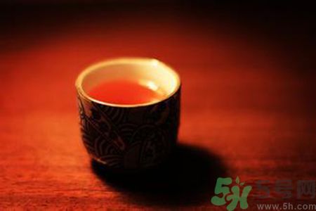 楊梅酒用的什么酒做的？楊梅酒有多少度？