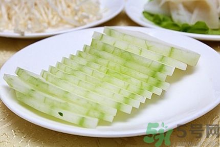 冬瓜和皮蛋一起吃能降火嗎？冬瓜能和皮蛋一起吃嗎？