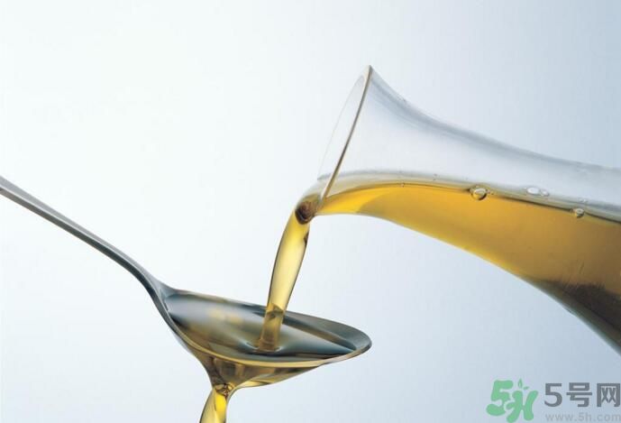 夏天吃橄欖油好還是調(diào)和油好？夏天吃橄欖油好嗎？