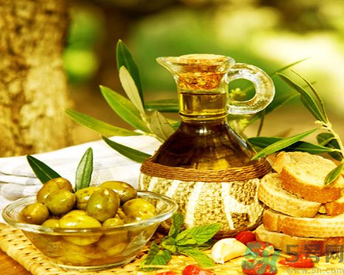橄欖調(diào)和油比普通調(diào)和油好嗎？橄欖調(diào)和油好嗎？