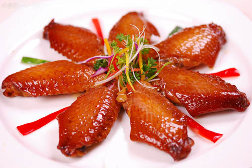 嗓子發(fā)炎可以喝可樂(lè)嗎？嗓子發(fā)炎喝可樂(lè)會(huì)怎么樣？