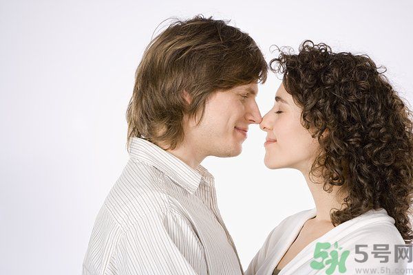 鼻塞用熱毛巾敷有用么？鼻塞怎么快速通氣？