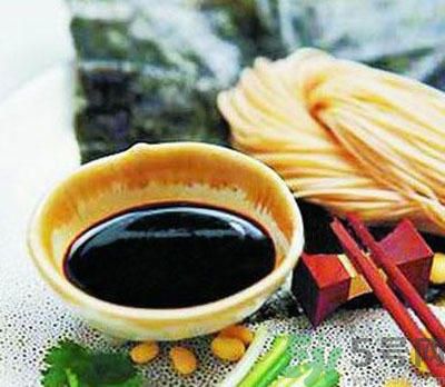 夏天醬油要不要放冰箱？醬油可不可以放冰箱？