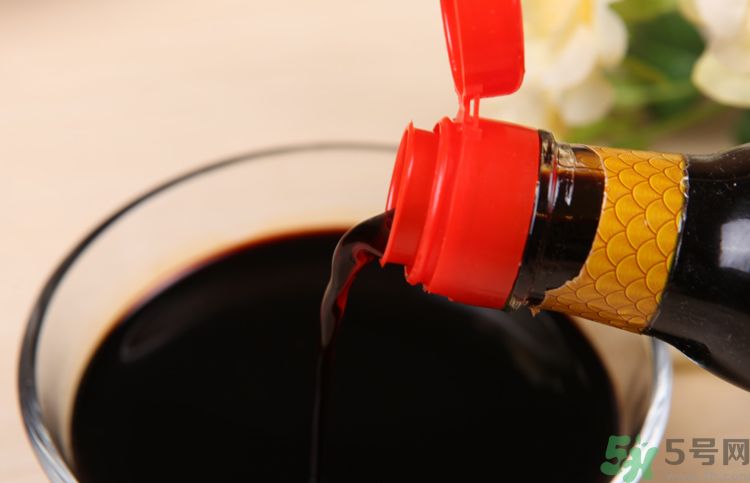 夏天醬油要不要放冰箱？醬油可不可以放冰箱？