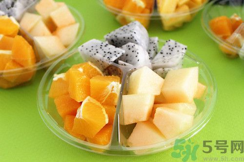 火龍果和橙子可以一塊吃嗎?火龍果和橙子能榨汁嗎 火龍果和橙子可以一塊吃嗎?火龍果和橙子能榨汁嗎