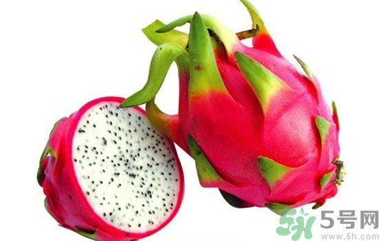 火龍果和蘋果可以一起吃嗎?火龍果和蘋果可以一起榨汁吃嗎? 火龍果和蘋果可以一起吃嗎?火龍果和蘋果可以一起榨汁吃嗎?