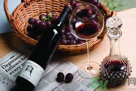 酸梅湯和紅酒可以一起喝嗎？酸梅湯和葡萄酒一起喝好嗎？