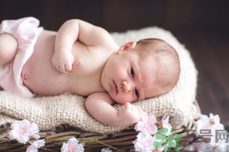 怎么判斷寶寶有沒有中暑？夏天寶寶怎么預(yù)防中暑？