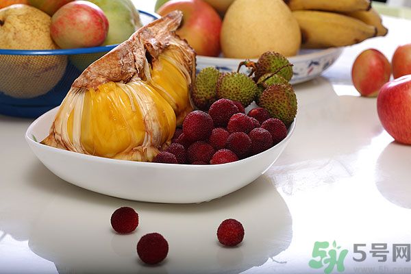 吃楊梅過敏怎么辦？楊梅過敏癥狀有哪些？