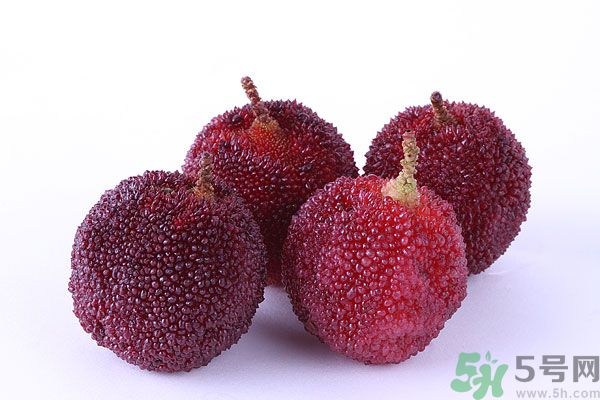 吃楊梅過敏怎么辦？楊梅過敏癥狀有哪些？