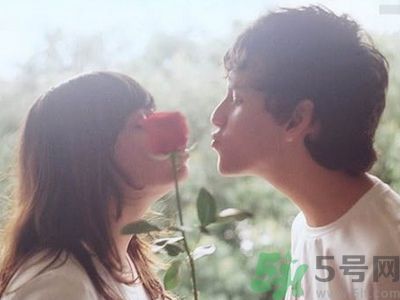 超八成男女有戀愛恐懼癥的原因是什么？戀愛恐懼癥的癥狀是什么？