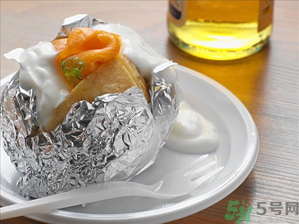 腎結石能喝冰啤酒嗎？腎結石喝啤酒好嗎？