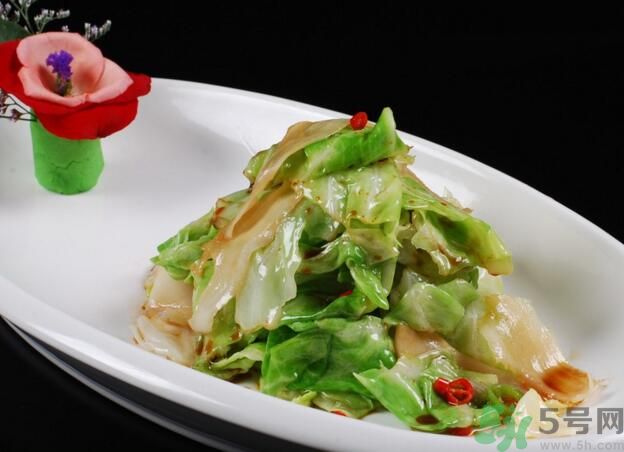 經(jīng)期可以吃包菜嗎？經(jīng)期吃包菜會(huì)肚子痛嗎？