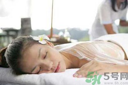 夏季濕氣重怎么辦？夏季祛濕的方法