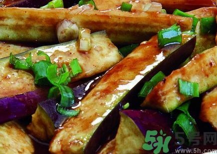 茄子可以和土豆一起吃嗎?茄子能和土豆同吃嗎?