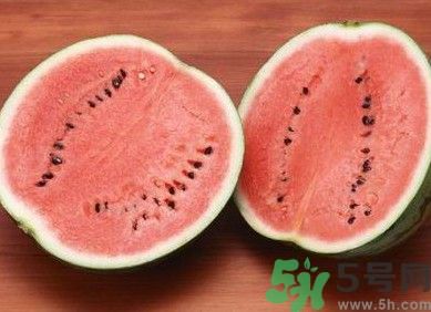 西瓜能和牛奶一起吃嗎？西瓜和牛奶一起吃好嗎？