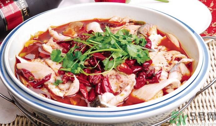 夏天吃魚(yú)會(huì)上火嗎？夏天上火能吃魚(yú)嗎？