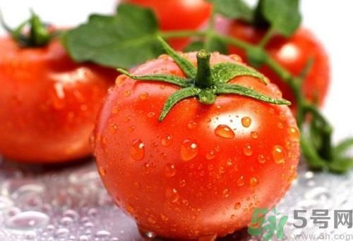 坐月子能吃生西紅柿？月子里能不能吃生的西紅柿？