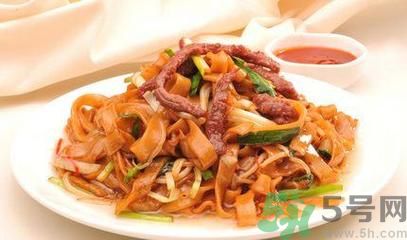 涼皮和河粉有什么區(qū)別？涼皮和河粉哪個更有營養(yǎng)？