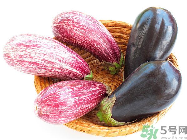 茄子里面發(fā)棕色能吃嗎？茄子里面有褐色能吃嗎？